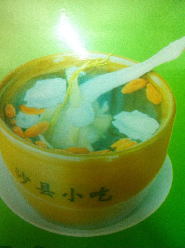 人参鸽子汤,如图