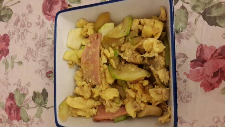 角瓜鸡蛋炒火腿