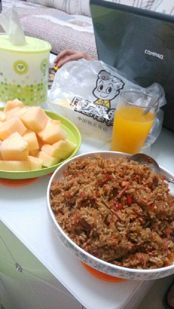 猫猫酱油炒饭,今晚就动手做做吧!开吃喽
