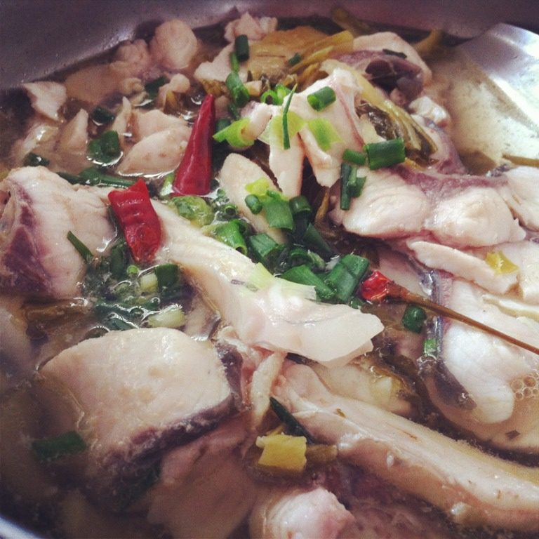 家庭版酸菜鱼,如图