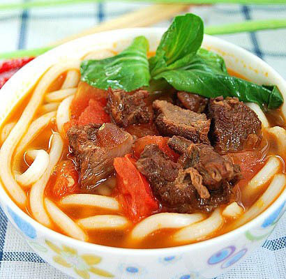 酸汤牛肉乌冬面