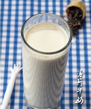 薄荷牛奶