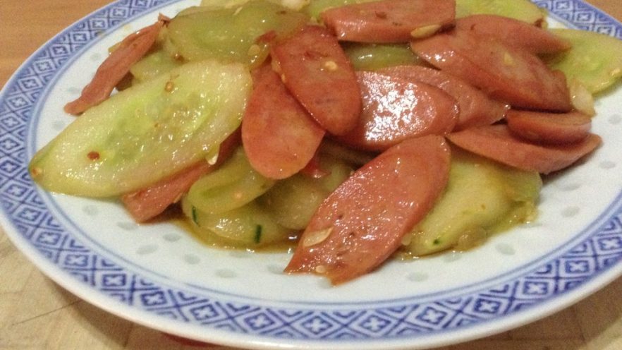 酸辣黄瓜炒火腿肠