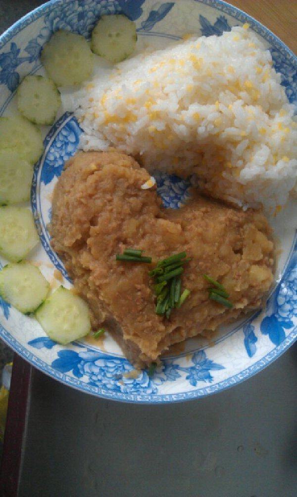 卤汁土豆泥