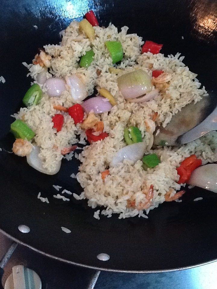 海鲜炒饭,如图