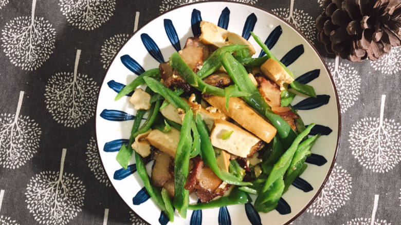 辣椒豆腐干小炒肉,辣椒豆腐干小炒肉~