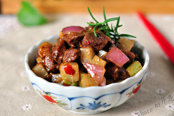 榨菜牛肉丁