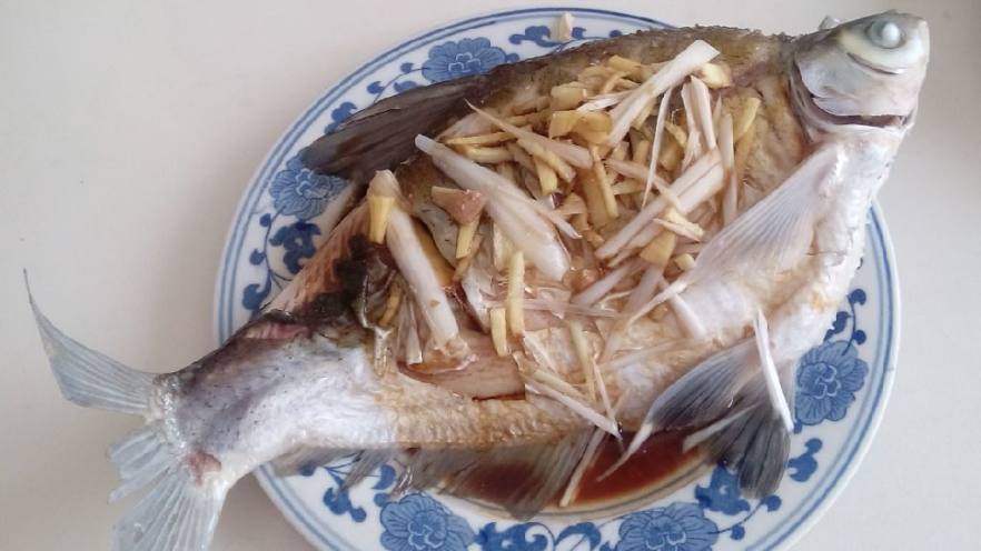 清蒸武昌鱼