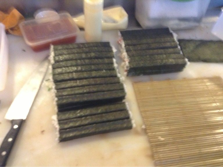 小卷寿司,半成品,一卷就这样