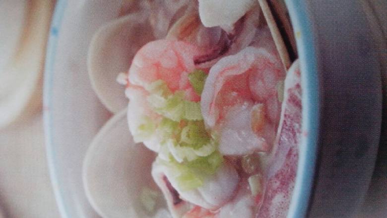 燕麦海鲜粥