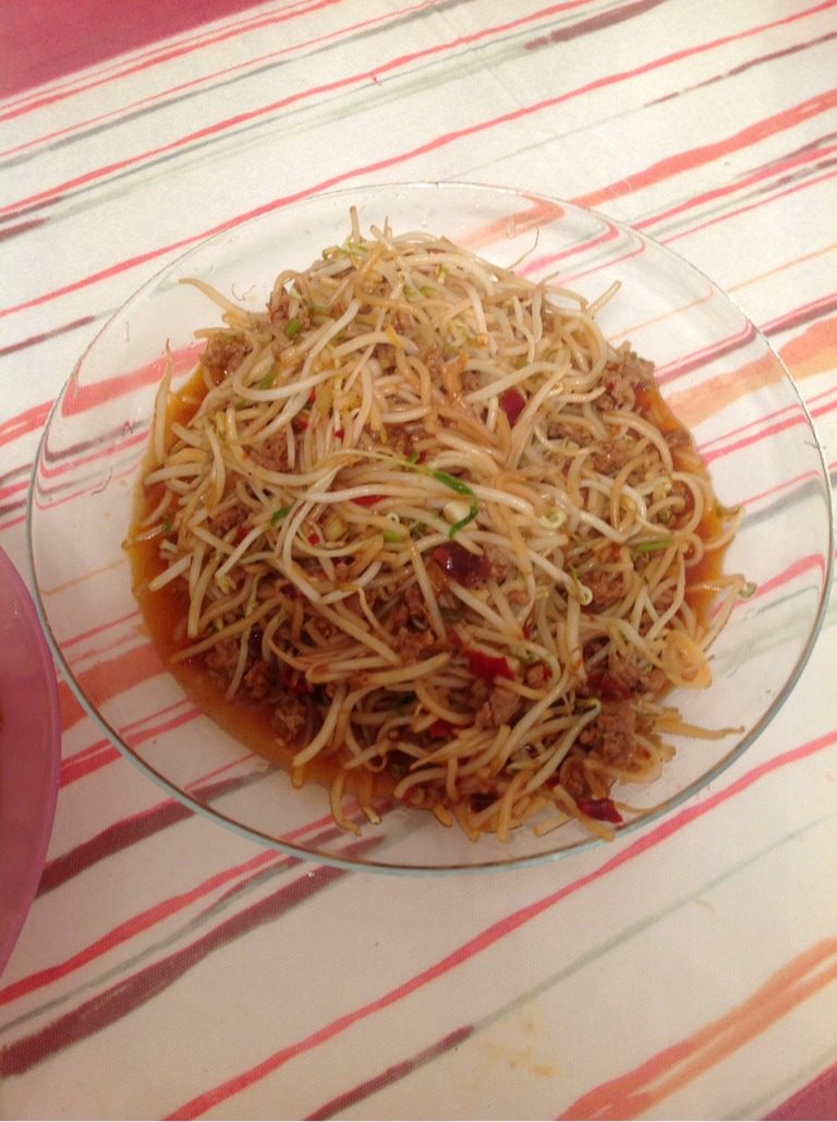 蚂蚁上树