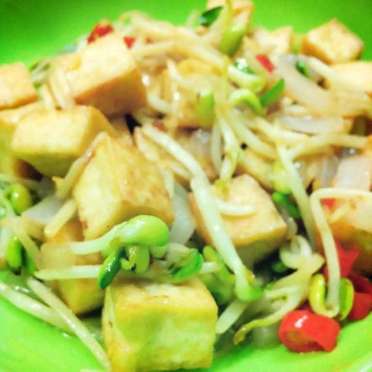 豆芽炒豆腐