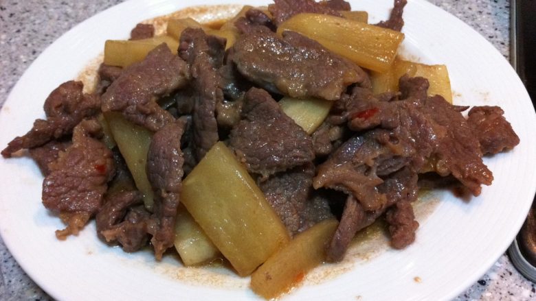 酸萝卜炒牛肉