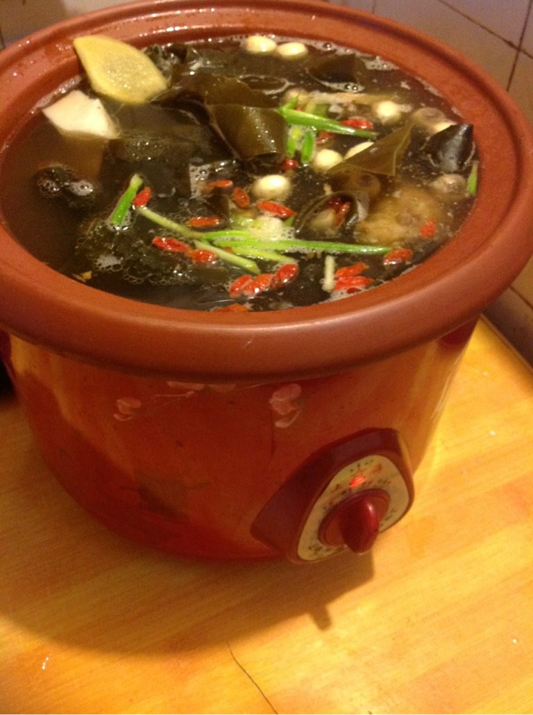 排骨山药莲子汤