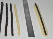 小C的纯手工熊猫饼干,10g的可可鼻子面团放在按扁的原味面团中间;