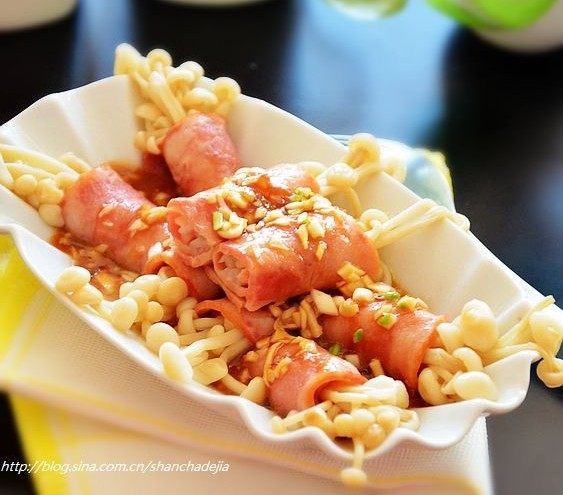 蚝香培根金针卷