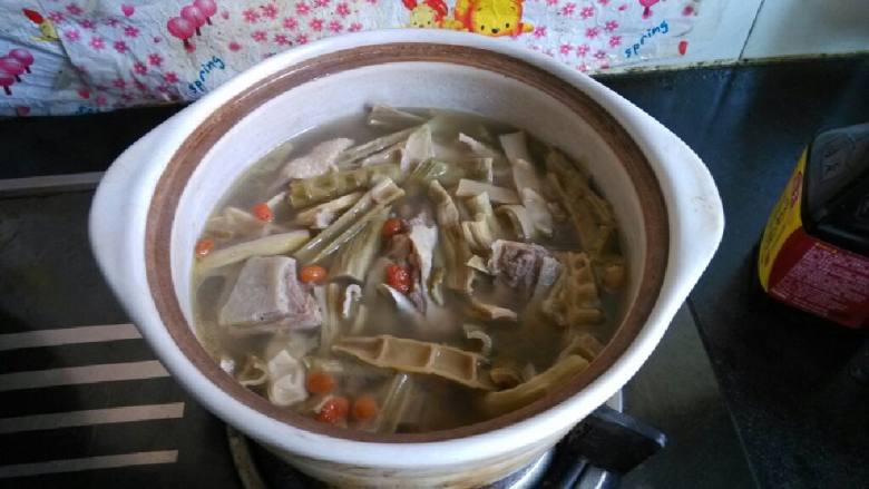 竹笋老鸭汤