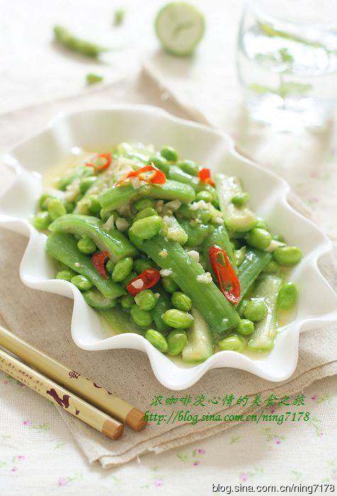 丝瓜炒毛豆仁 