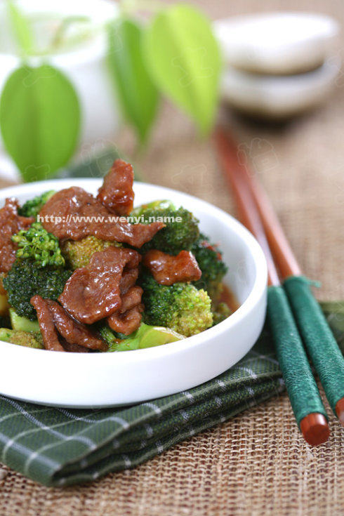 西兰花炒牛肉