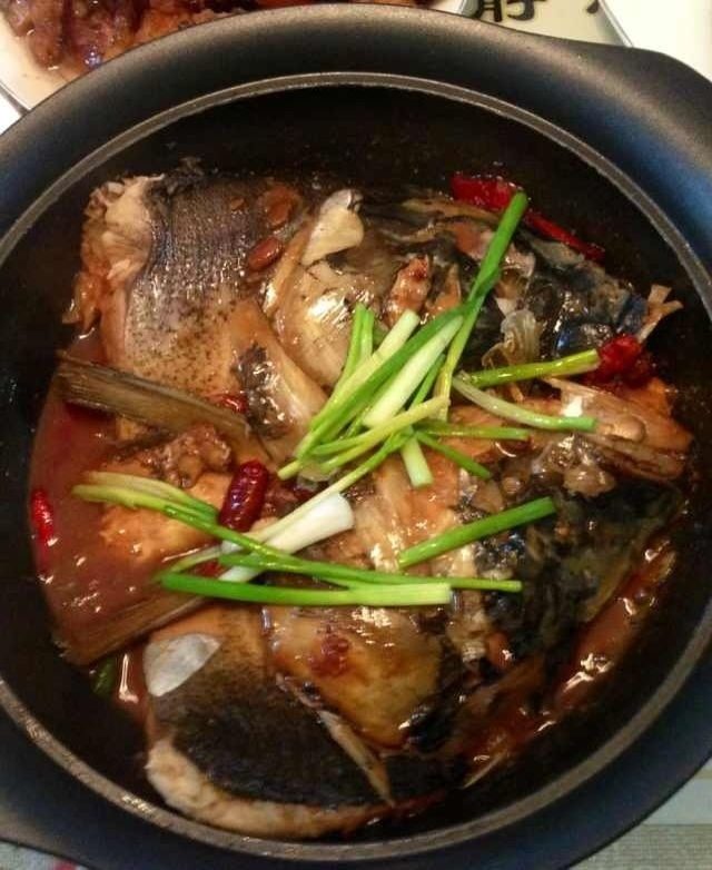 酱烧鱼头
