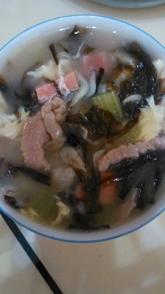 虾皮瘦肉疙瘩汤