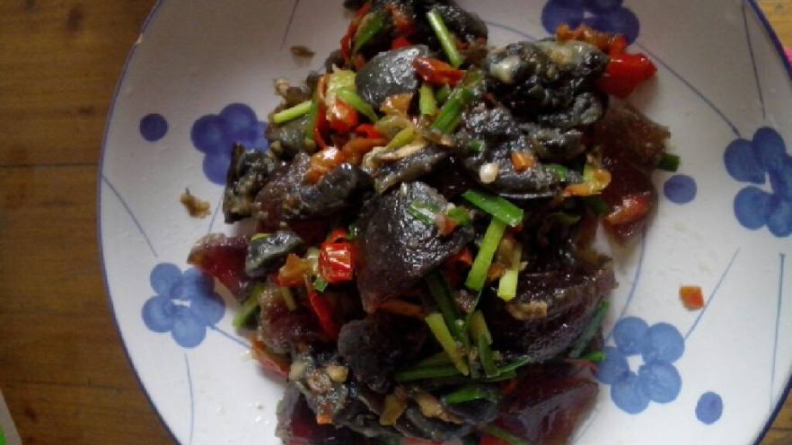 菲菜皮蛋