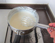 希腊风味焗烤面,搅拌至顺滑浓稠,离火即可