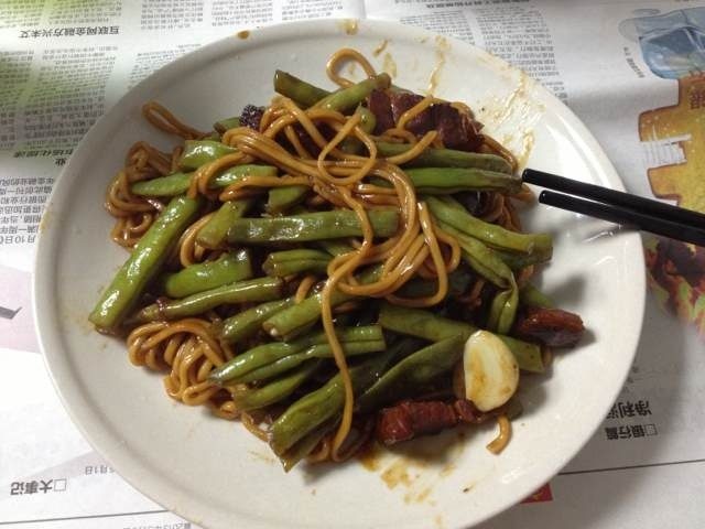 五花肉豆角焖面