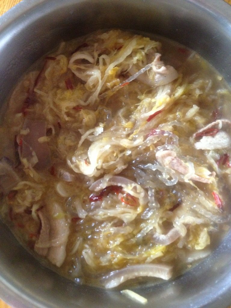 酸菜猪肉炖粉条