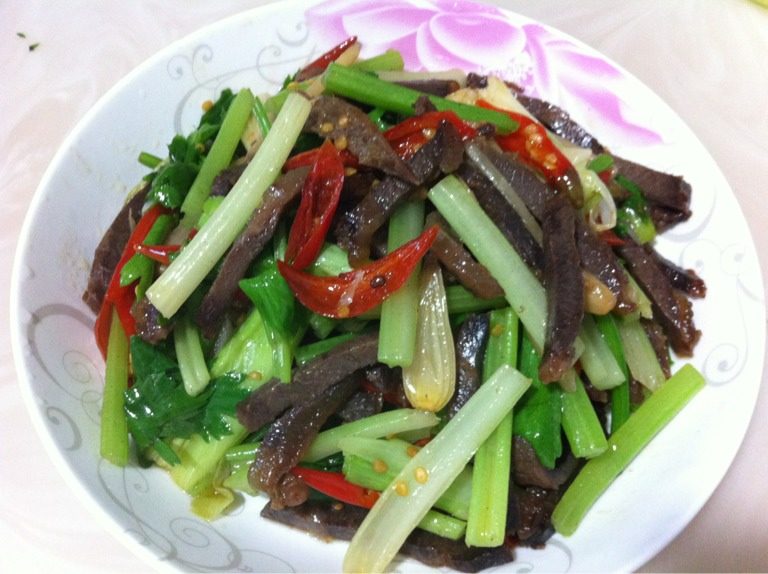 泡椒卤牛肉丝
