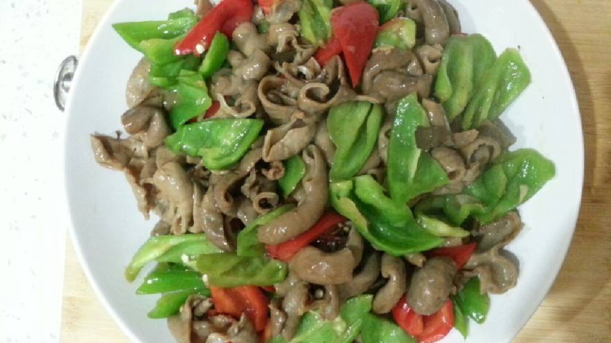 尖椒炒肥肠