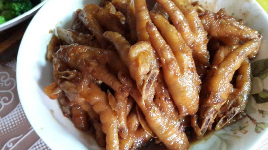 酱油鸡爪
