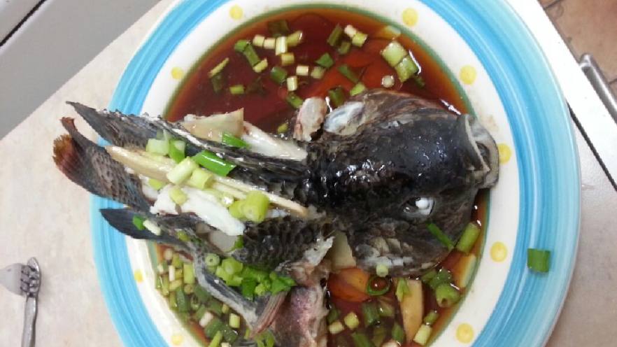清蒸鲫鱼