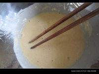猪排盖饭,万用酥炸粉、全蛋液1个、加适量<a style='color:red;display:inline-block;' href='/shicai/ 156925'>水</a>,调和均匀成鸡蛋糊