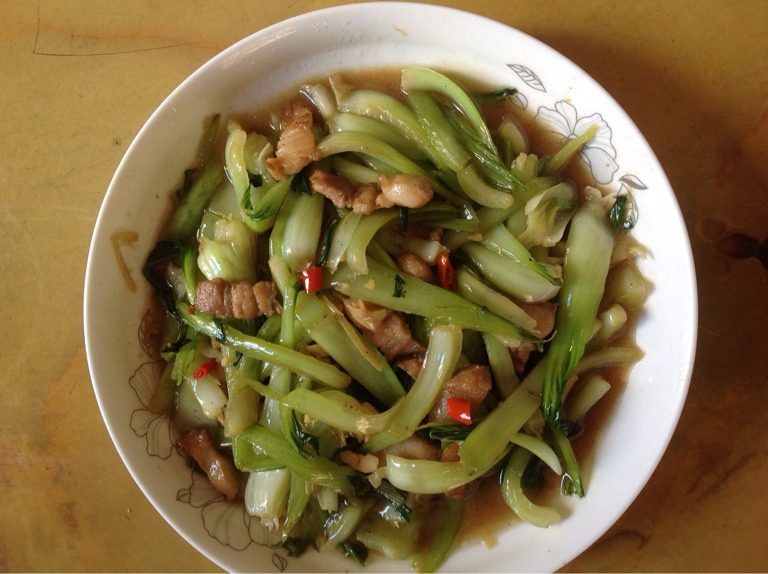 五花肉炒上海青