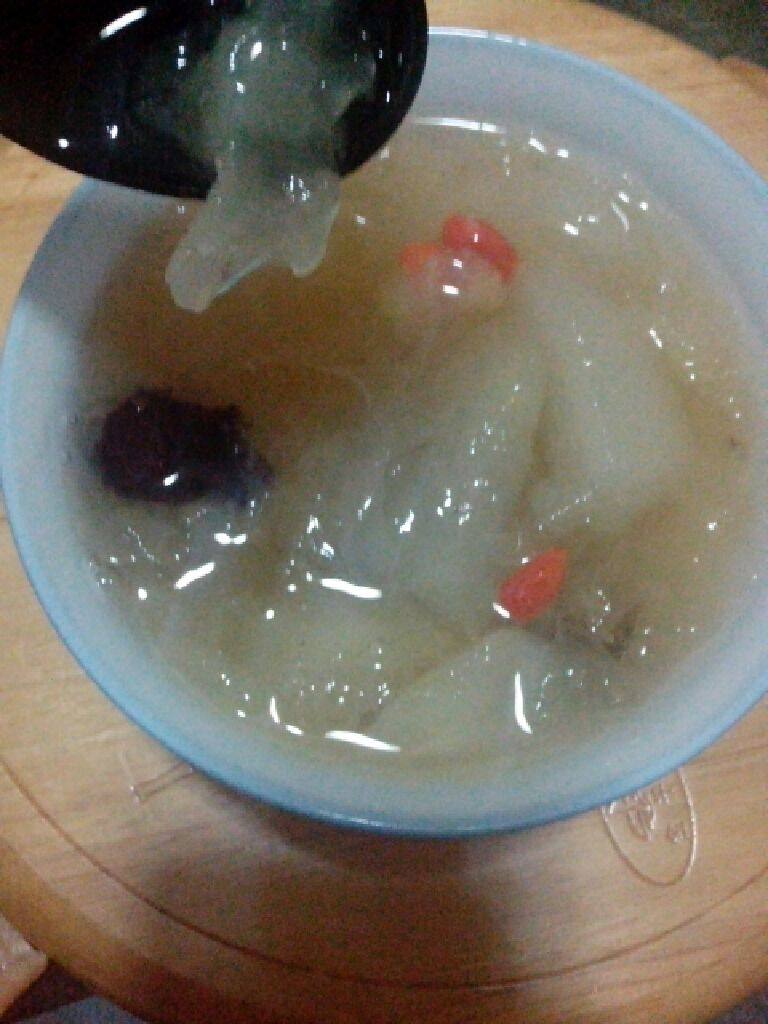 银耳雪梨汤