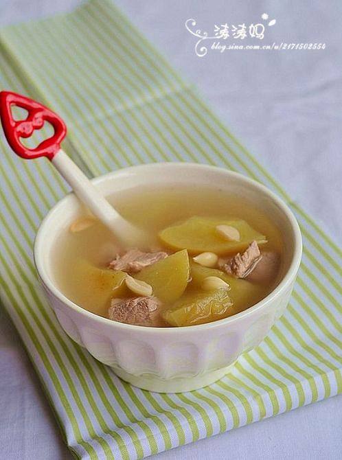 苹果南北杏瘦肉汤 
