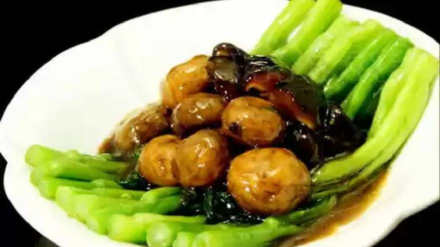 双菇扒菜心