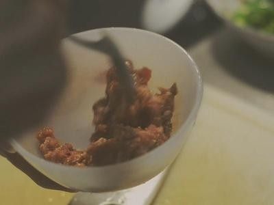 蚂蚁上树(超详细步骤),绞肉拌入醃料,拌匀备用