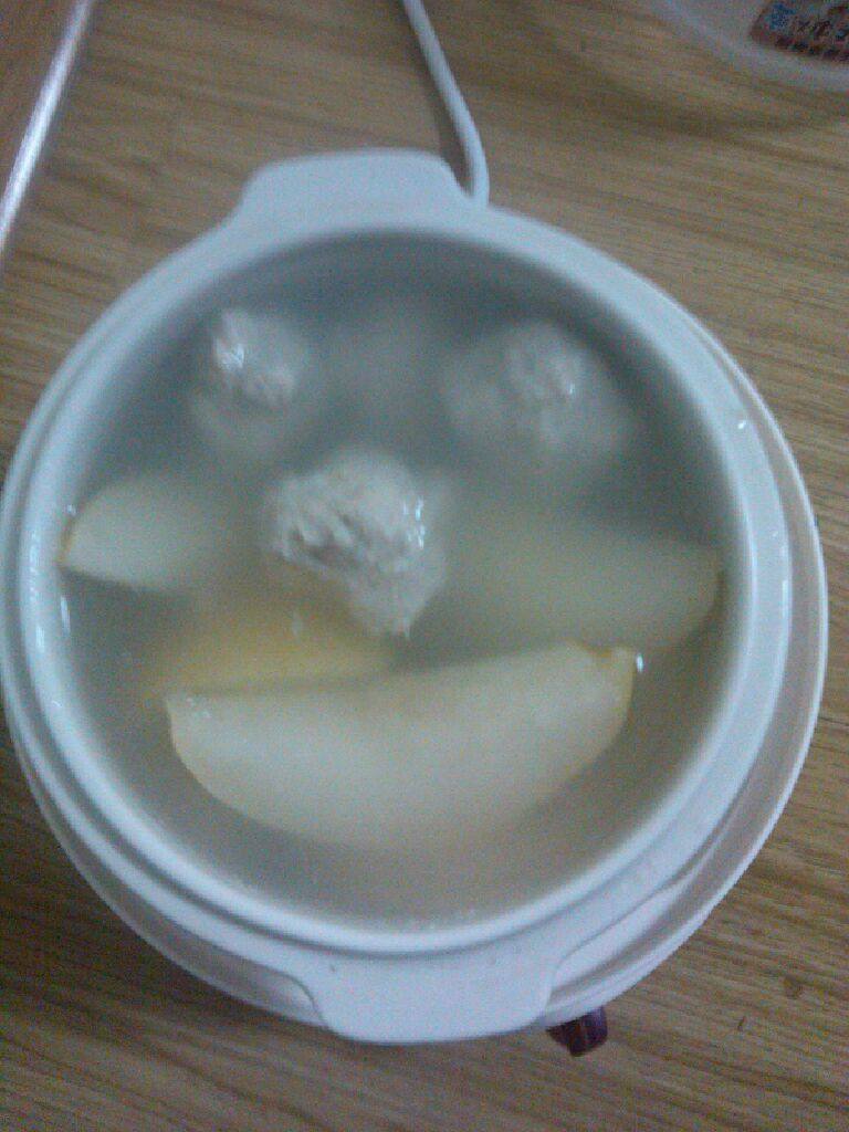 雪梨肉丸汤