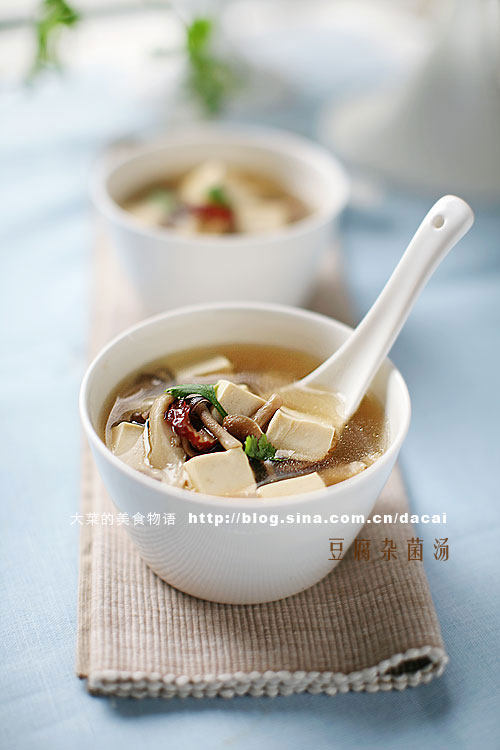 豆腐杂菌汤