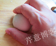 黄油小餐包,再次将小面团滚圆