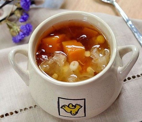 南瓜银耳桃胶羹