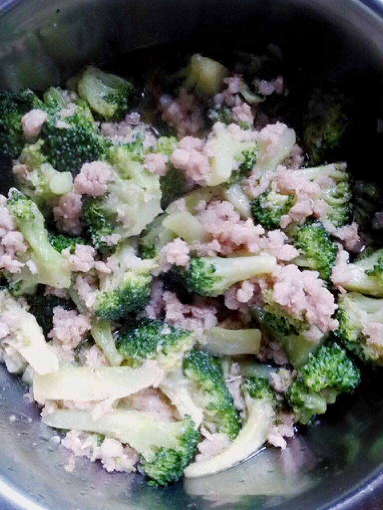 肉末西兰花