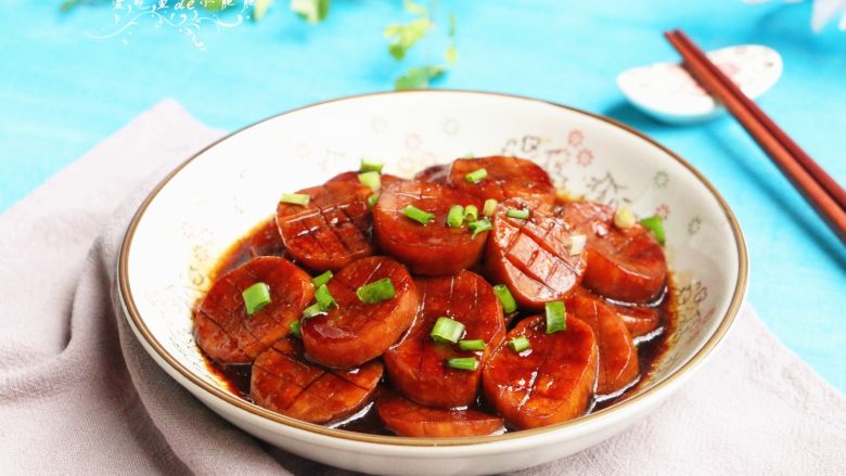 酱烧杏鲍菇,看着是不是很像吃肉呢,哈哈~