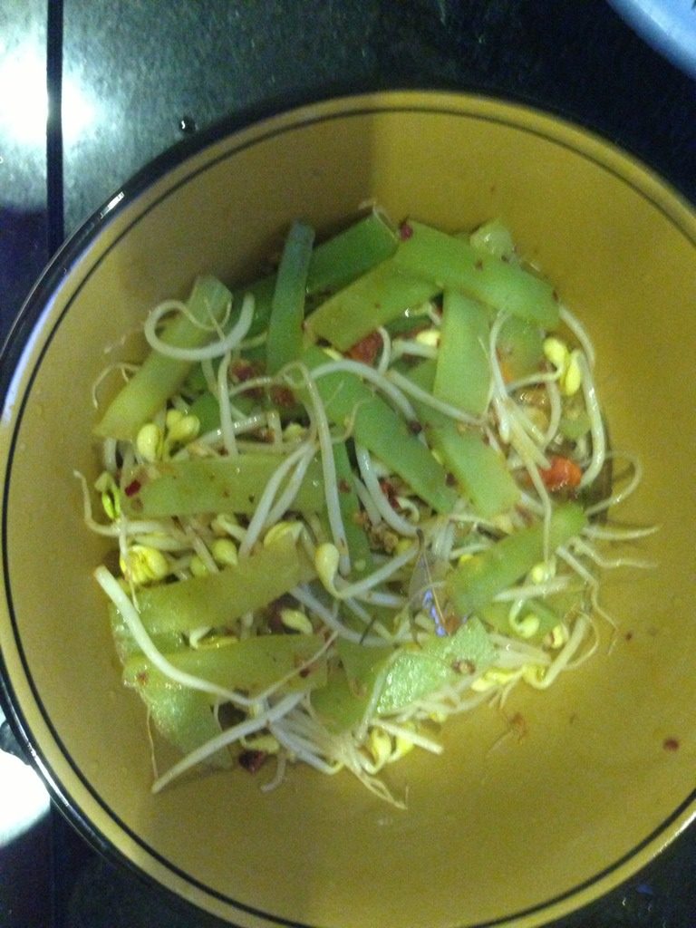 麻辣鱼,把菜捞出放碗里