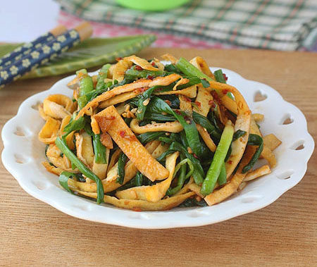 蛋丝拌韭菜