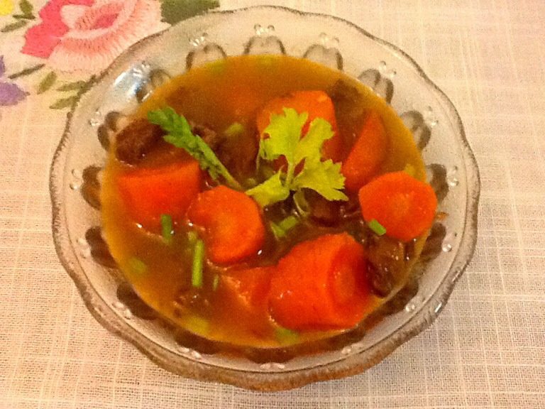 萝卜茄汁炖牛腩