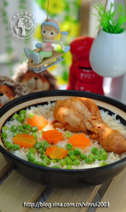 鸡腿煲仔饭