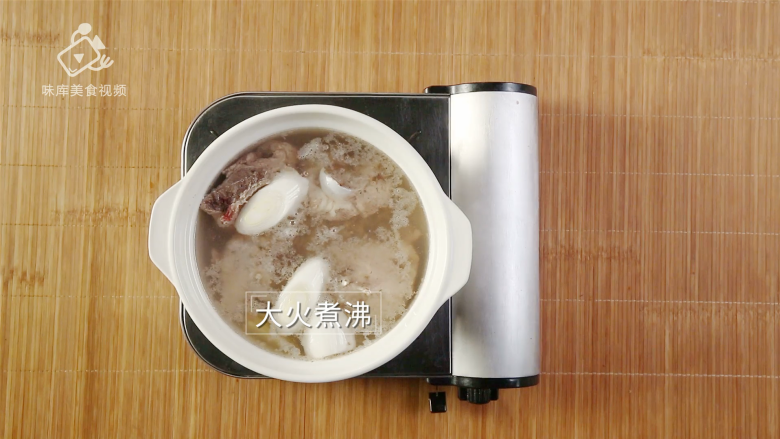 清热解毒去燥火,夏季消暑煲汤必备,大火煮沸